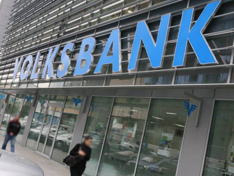 Volksbank upravuje cenník, kvôli zmene zákona.